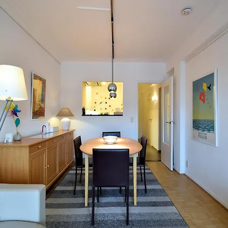 Trianon 0304 With Terrace In